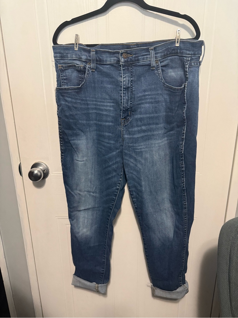 Women’s Denim Jeans in Washed Blue
